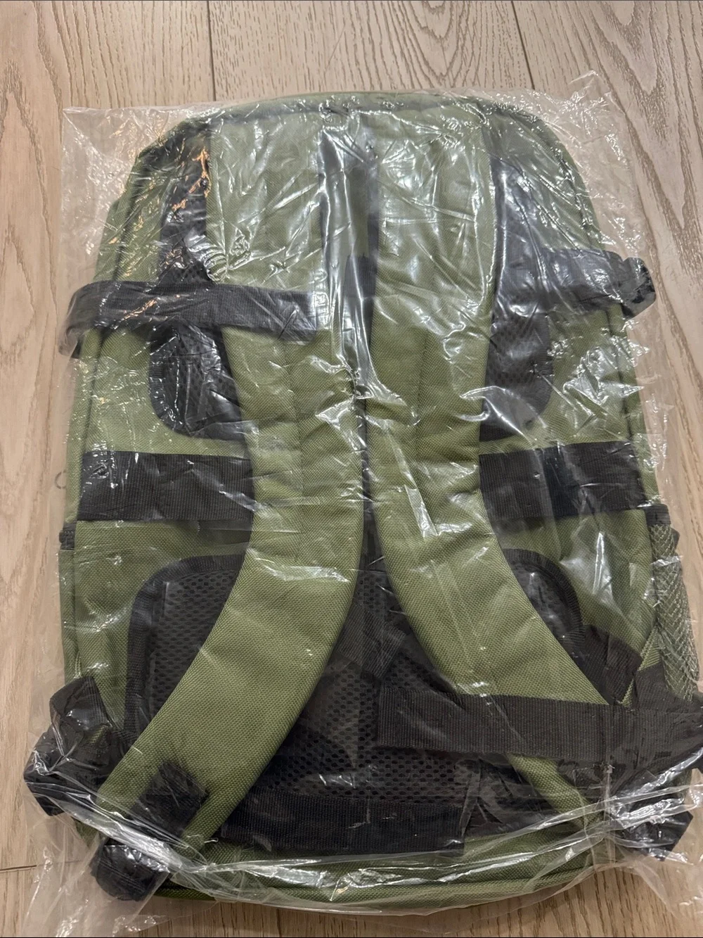 Iron Man durable olive